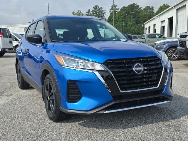 2024 Nissan Kicks S:B01807