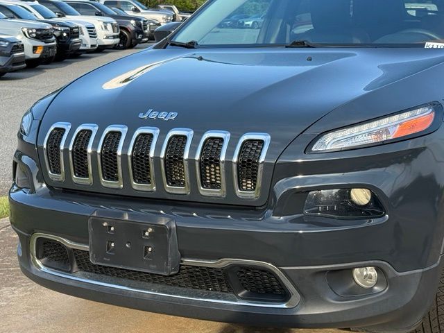 Used 2018 Jeep Cherokee SUV