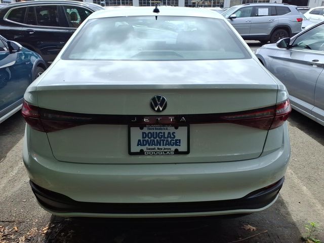 2025 Volkswagen Jetta - Image 6