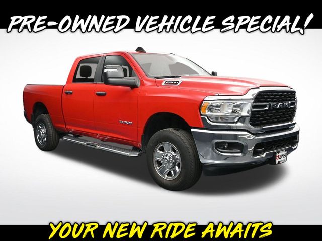 2024 RAM 2500 Big Horn Crew Cab 4WD