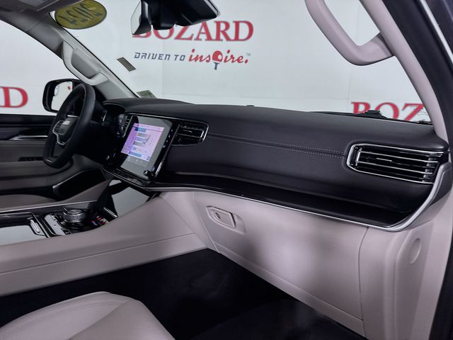 2024 Baltic Gray Metallic Clearcoat Jeep Wagoneer Base 4X4 SUV