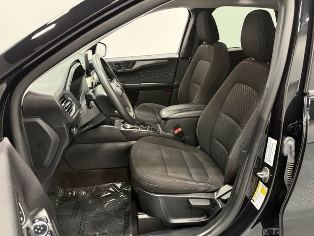Used 2025 Black Ford Active image 10