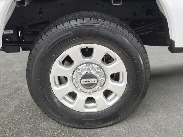 Certified Used 2024 White Ford XLT image 27