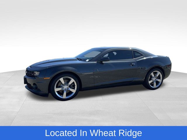 Ashen Gray Metallic 2013 Chevrolet Camaro 2SS Coupe RWD Coupe Rear-Wheel Drive 6-Speed Manual