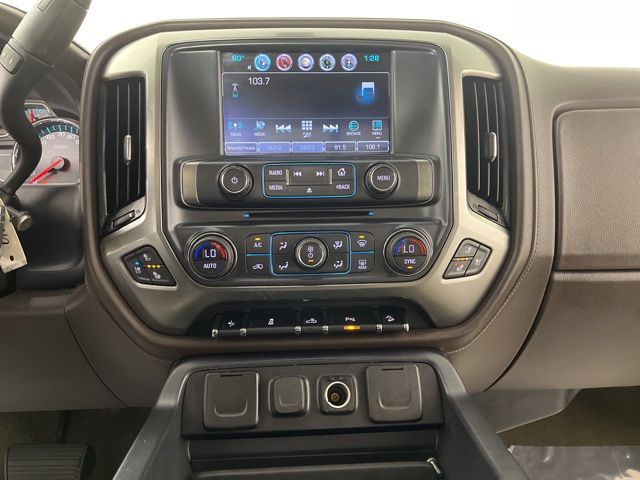 2018 Chevrolet Silverado 1500 LTZ 25