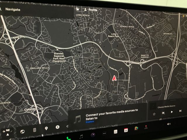 2023 Tesla Model X Standard Range