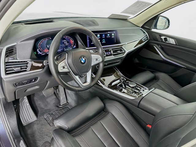 2021 BMW X7 xDrive40i 9