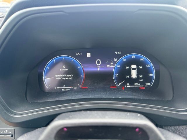 2024 Coastal Cream Toyota Grand Highlander Platinum AWD SUV