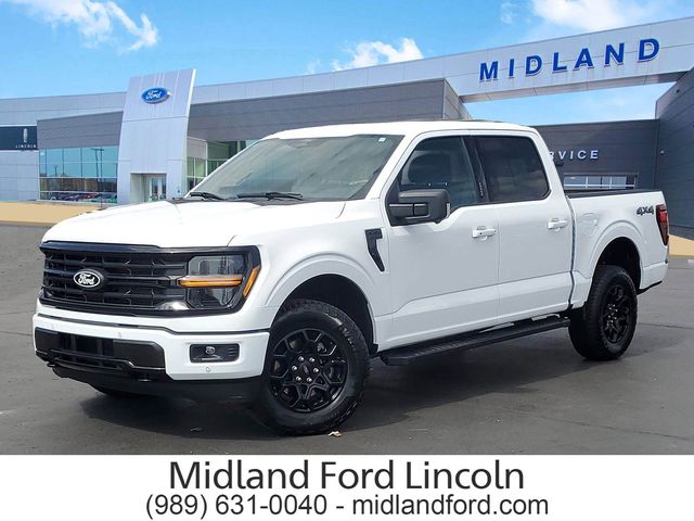 Oxford White 2024 Ford F-150 XLT SuperCrew 4WD Pickup Truck Four-Wheel Drive Automatic