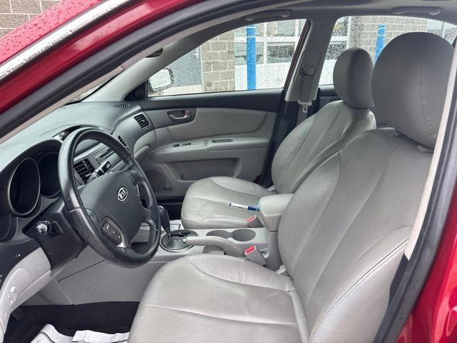 Used 2009 Red Kia EX image 13