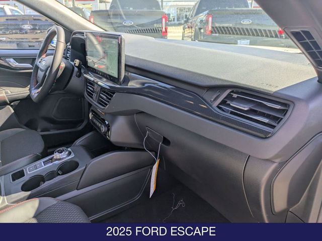 2025 Ford Escape ST-Line - Photo 24