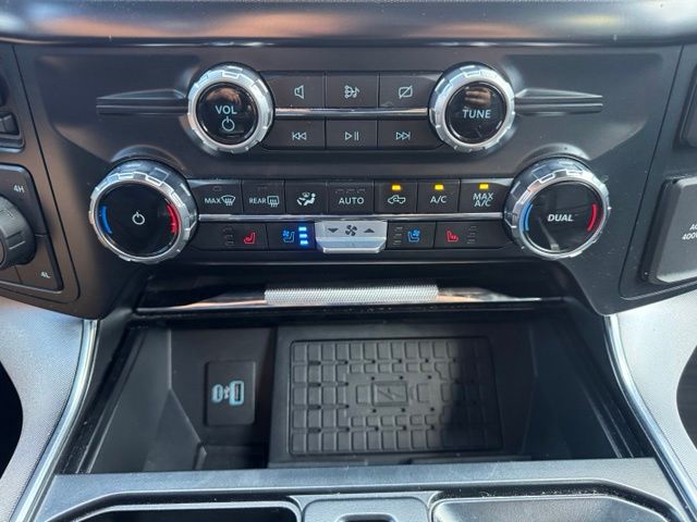 Used 2023 White Ford Platinum image 28