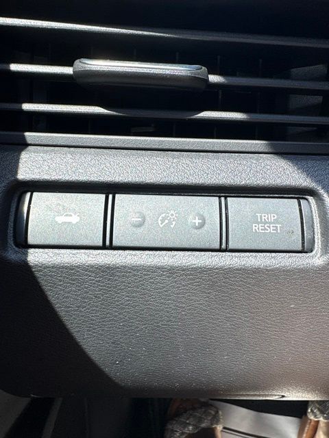 2023 Nissan Altima SR