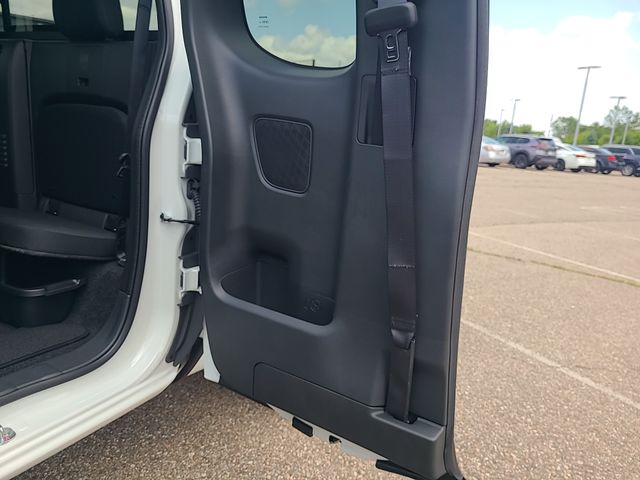 New 2026 Nissan Frontier Truck