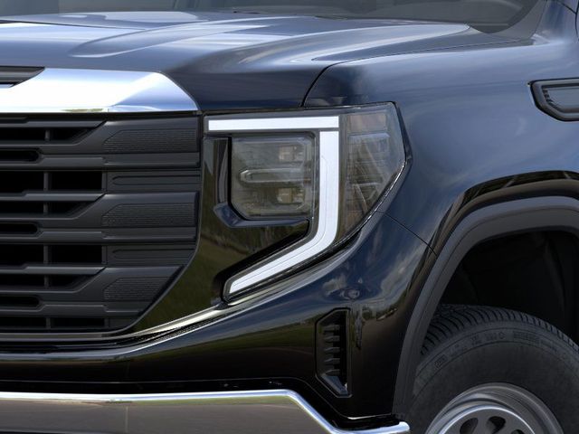 2025 GMC Sierra 1500 Pro 10