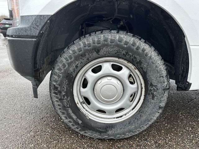 Used 2019 White Ford XL image 20