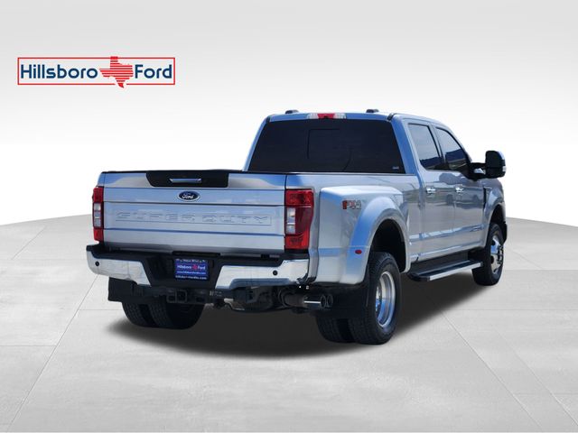 2022 Iconic Silver Metallic Ford F-350SD Lariat 4X4 Truck