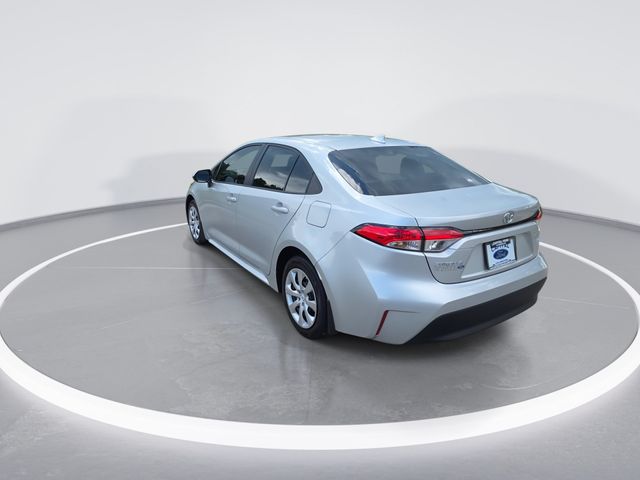 Used 2026 Classic Silver Metallic Toyota LE image 7