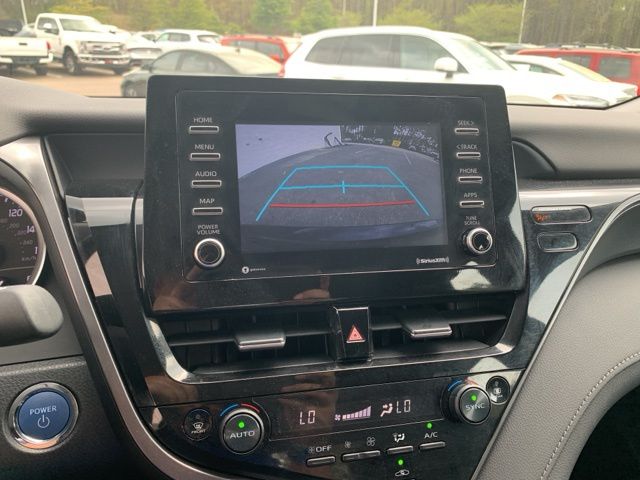 2023 Toyota Camry Hybrid LE photo