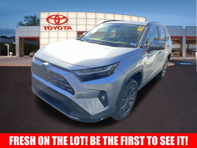 2023 Toyota RAV4 Hybrid Limited 3