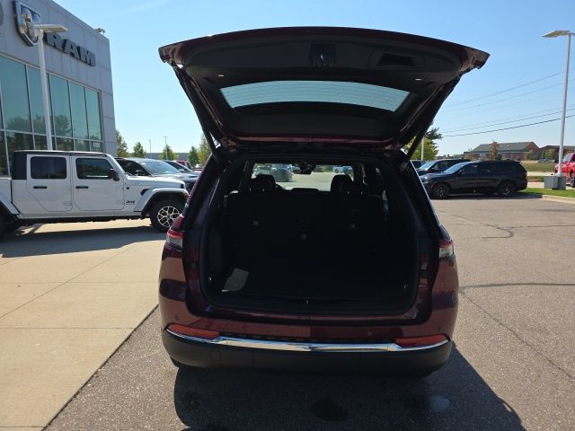 2025 Jeep Grand Cherokee Limited - Velvet Red Pearlcoat exterior view 7