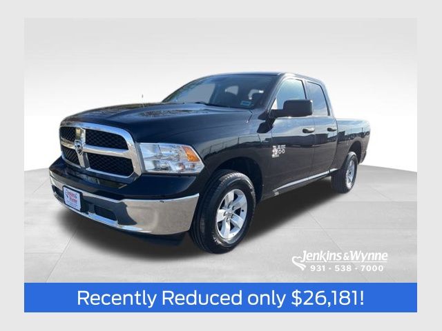 2024 RAM 1500 Classic SLT Quad Cab 4WD