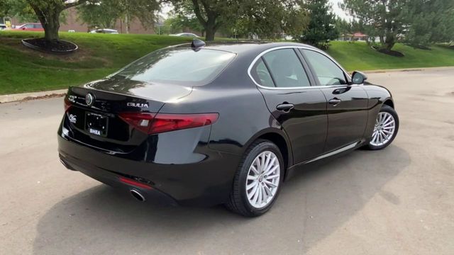 2021 Alfa Romeo Giulia Sprint 8