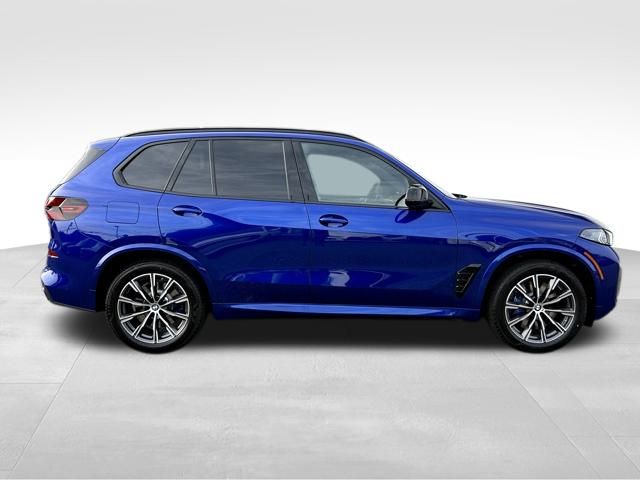 2025 BMW X5 M60i 4