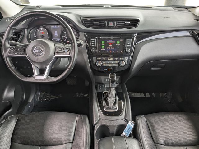 2022 Nissan Rogue Sport SL photo