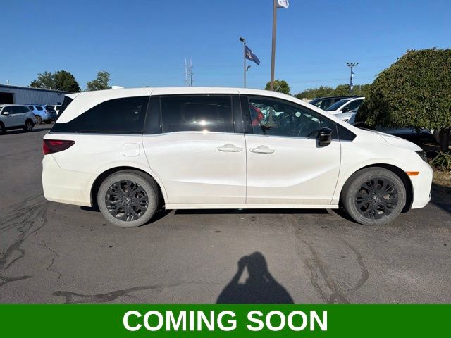 White 2025 Honda Odyssey Minivan Front-Wheel Drive Automatic