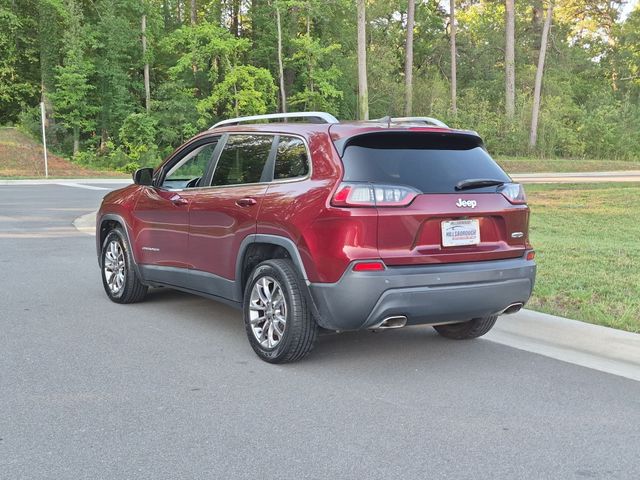 Used 2019 Red Jeep Latitude Plus image 11
