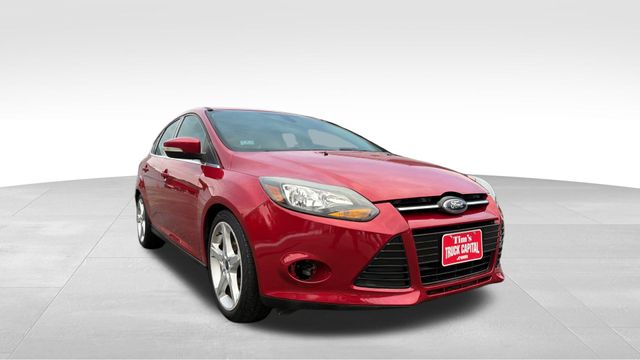 2012 Ford Focus Titanium Hatchback