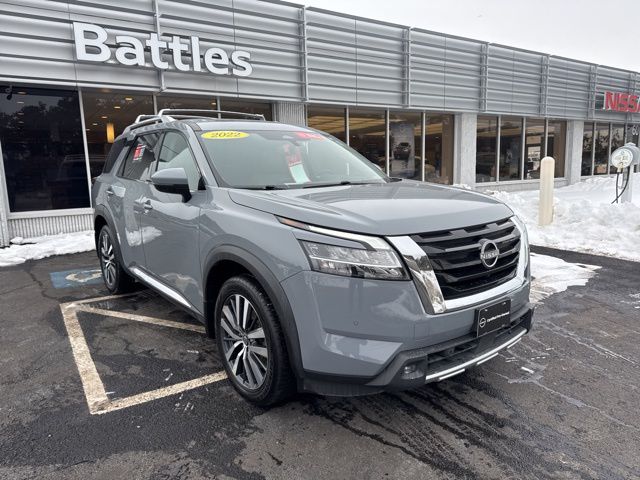 2022 Nissan Pathfinder Platinum 4WD
