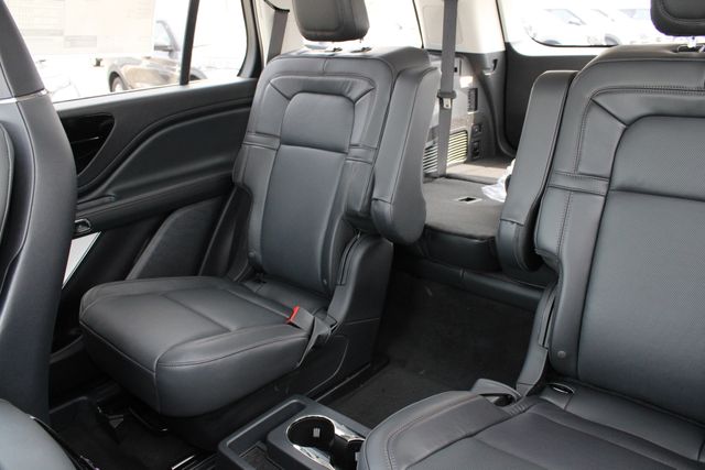 New 2026 Black Lincoln Reserve image 22