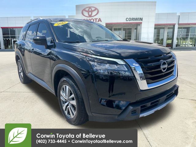 Super Black 2025 Nissan Pathfinder SUV / Crossover All-Wheel Drive 9-Speed Automatic