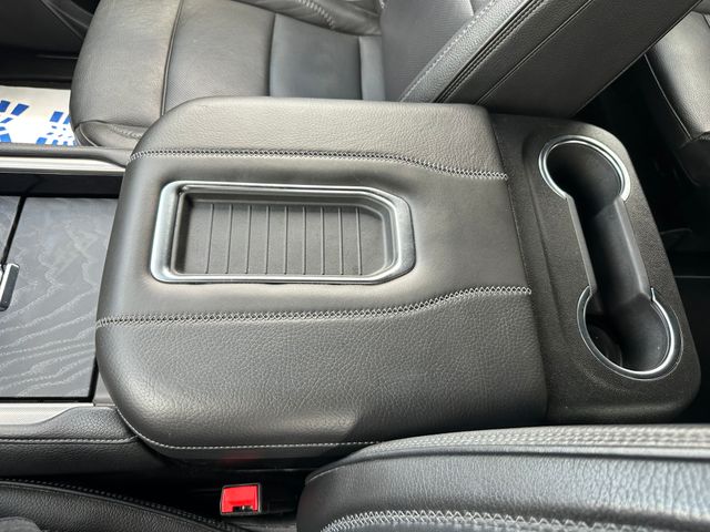 2023 GMC Yukon Denali photo