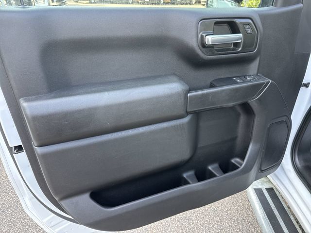 Used 2025 White Chevrolet WT image 17