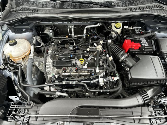 Used 2022 Blue Ford SE image 19