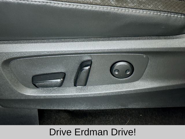 Used 2023 Nissan Pathfinder SUV