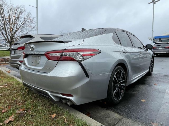 2018 Toyota Camry XSE 10