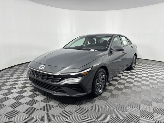 New 2025 Hyundai Elantra Hybrid For Sale in Indianapolis, IN