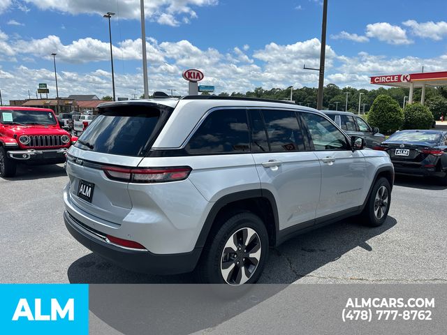Used 2024 Silver Jeep 4xe image 5