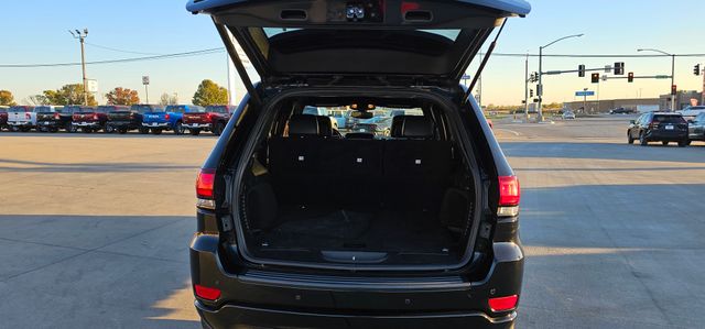 2020 Jeep Grand Cherokee Altitude 10