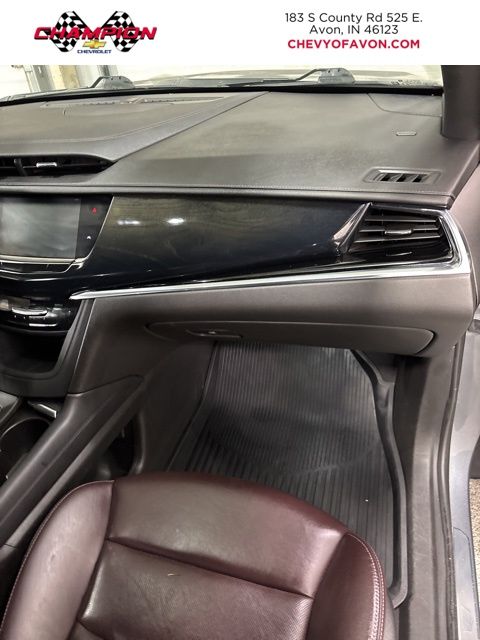 2022 Cadillac XT6 Premium Luxury photo