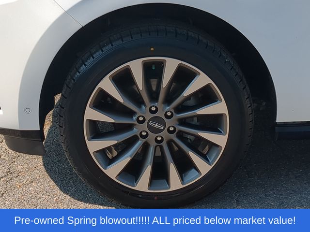 Used 2020 White Lincoln Reserve image 18