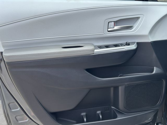 New 2026 Toyota Sienna Van