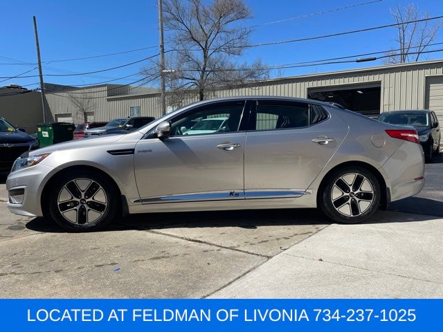 Used 2013 Kia Optima EX Hybrid with VIN KNAGM4AD1D5051542 for sale in Livonia, MI