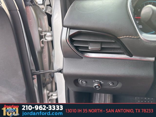 Used Car 2019 Chevrolet Traverse  Premier For Sale Under $20,000 In San Antonio, Texas