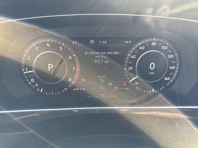 2018 Volkswagen Tiguan - Image 16