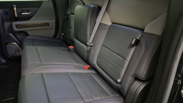 2024 GMC Hummer EV Pickup